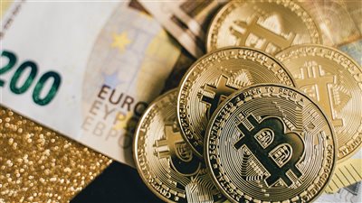 أسواق العملات المشفرة تشهد تصفيات بـ 1.5 مليار دولار في يوم واحد وسط موجة عزوف عن المخاطر