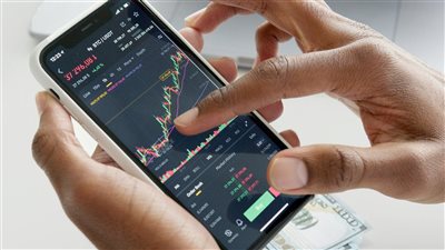 الأسهم مقابل الفوركس مقابل العملات الرقمية: أي سوق يجب أن تبدأ به؟