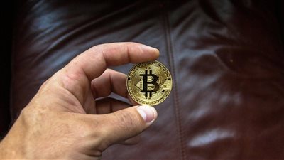 بيتكوين تحوم بين 115 و117 ألف دولار مع ترقب المستثمرين لقرار الفيدرالي