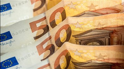 الأسهم الأوروبية تتراجع إلى أدنى مستوى في أسبوعين مع تفاقم موجة بيع أسهم التكنولوجيا والذكاء الاصطناعي