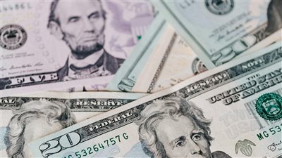 الأسهم الأمريكية ترتفع بنسبة 0.4% مع تعويض بيانات الأرباح والوظائف لمخاوف الرسوم الجمركية