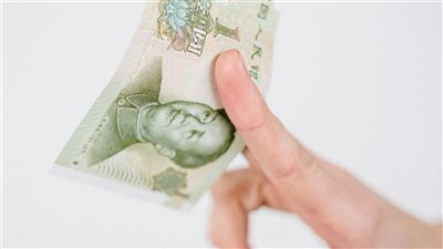 استثمارات الأصول الثابتة في الصين تتراجع 1.7% خلال عشرة أشهر: ضغوط متصاعدة تثير موجة بيع إقليمية