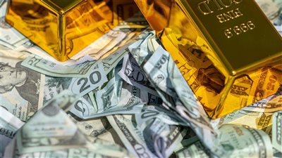 تزايد الإقبال على الملاذات الآمنة الأسواق العالمية تتحول تدريجياً نحو وضع الحذر