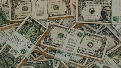 انقطاع بورصة CME يسلّط الضوء على الهشاشة النظامية: انهيار مركز بيانات يهزّ سوق المشتقات العالمي