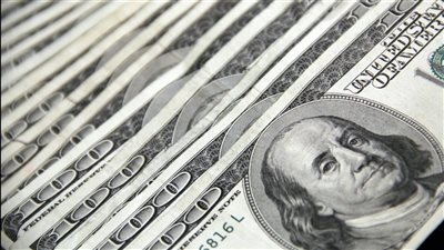 وول ستريت تقترب من مستويات قياسية مع رهان المستثمرين على خفض الفائدة في ديسمبر