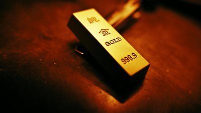 أسهم شركات تعدين الذهب تتفوق مع توجه المستثمرين نحو الأصول الدفاعية