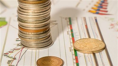 مصدّرو اليابان يستعدون لتقلبات الين قبيل اجتماع حاسم لبنك اليابان