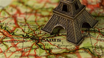 فرنسا تواجه ضغوطًا جديدة على الموازنة بعد تراجع إيرادات الضرائب عن التوقعات