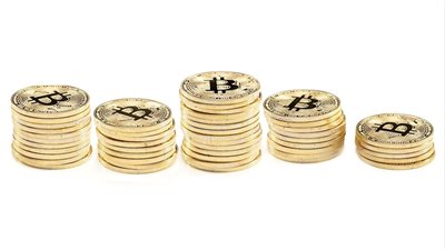 البيتكوين يحافظ على استقراره مع تراجع التقلبات إلى أدنى مستوياتها منذ عدة أشهر