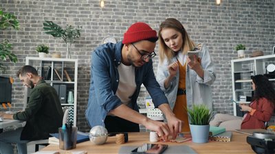 مشروع رعاية نباتات المكاتب وتبديلها وصيانتها بشكل دوري