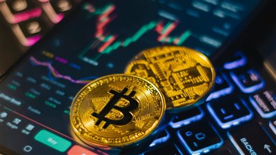 لماذا يُعدّ البقاء خارج السوق موقفًا بحد ذاته: تعلّم متى لا تتداول