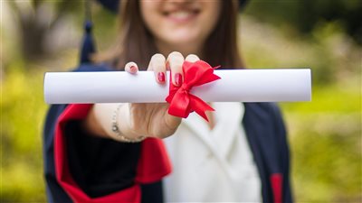 مكتب تخطيط مسارات مهنية للطلاب وحديثي التخرج بشكل فردي