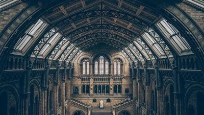 المتاحف الكبرى تُسرّع مشاريع الرقمنة مع تغيّر أنماط الزوار