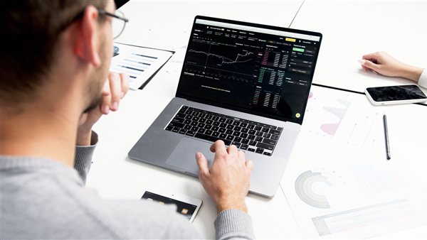 ومضة الاقتصادي